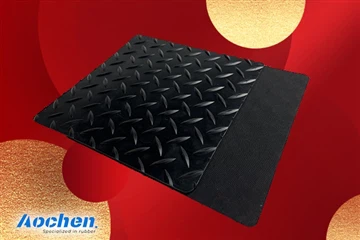 Търсите безопасен и лесен начин да защитите пода си от удара на тежки предмет...